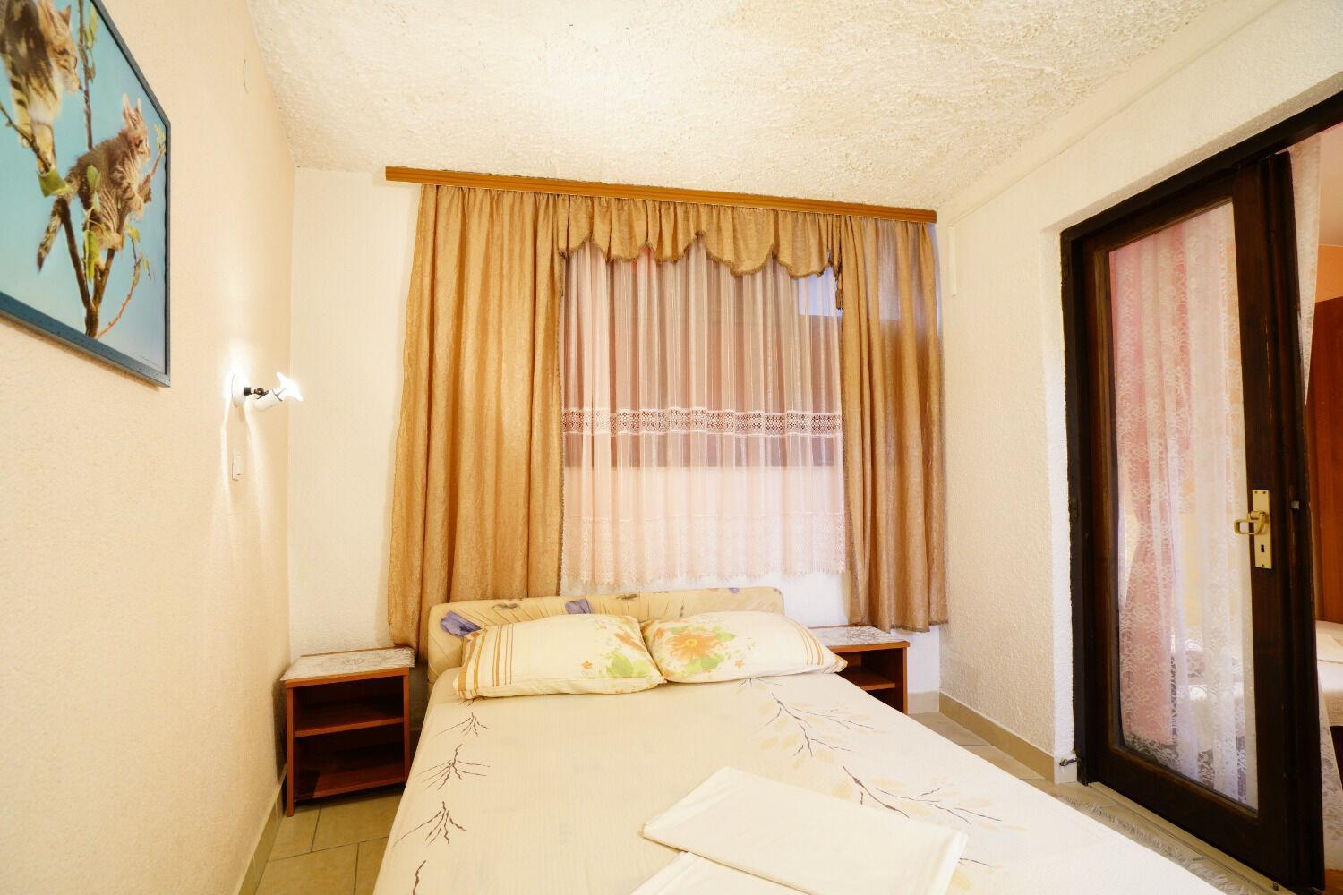 Apartment Lile Pisak Exterior photo
