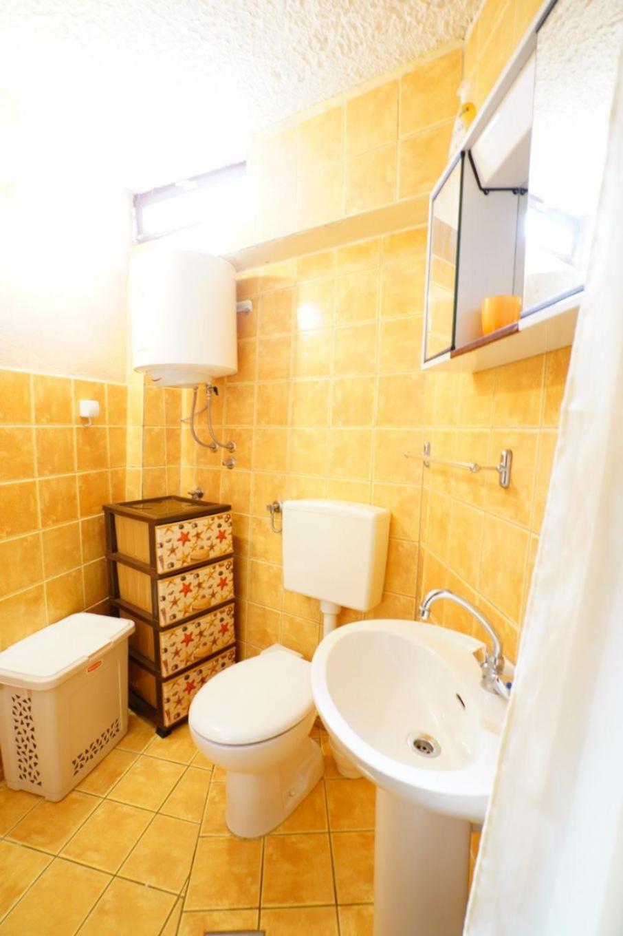 Apartment Lile Pisak Exterior photo
